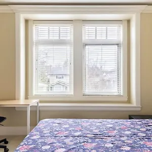 Mike's Luxury House Homestay Vancouver