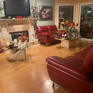 **** Bed and breakfast Diana's Luxury Canadá