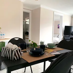 Skytrain Suite: Comfort Near Metro & Downtown Villa Vancouver